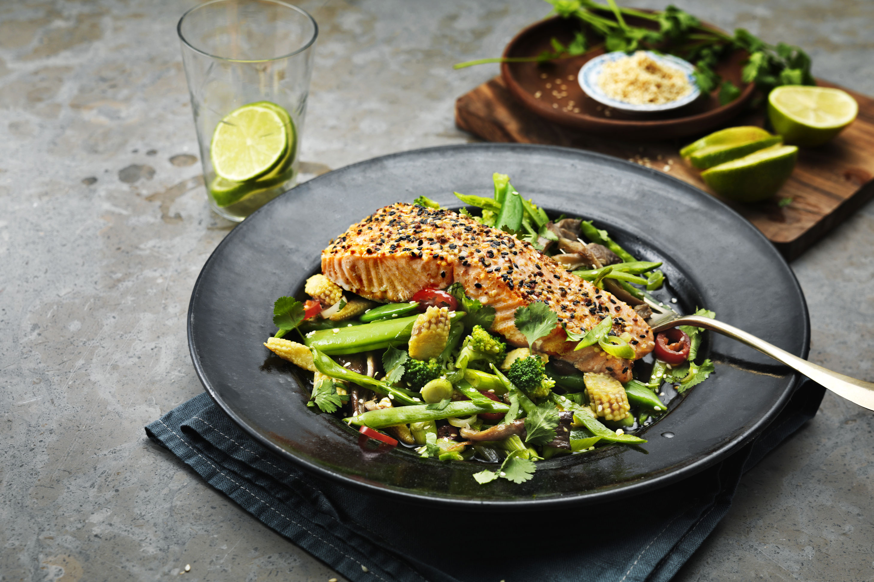 Lax smaksatt med wasabi och sesam Recept från Santa Maria