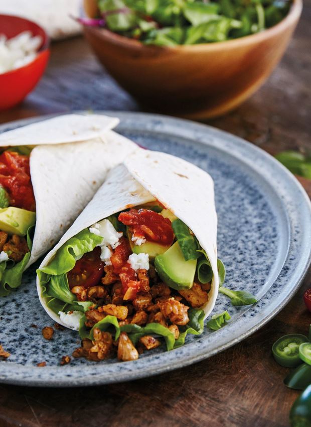 Vegetariska tacos med valnötter och fetaost