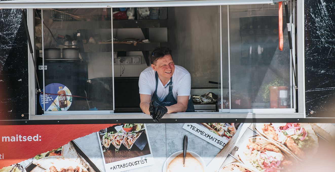 food truck koos teenindajaga