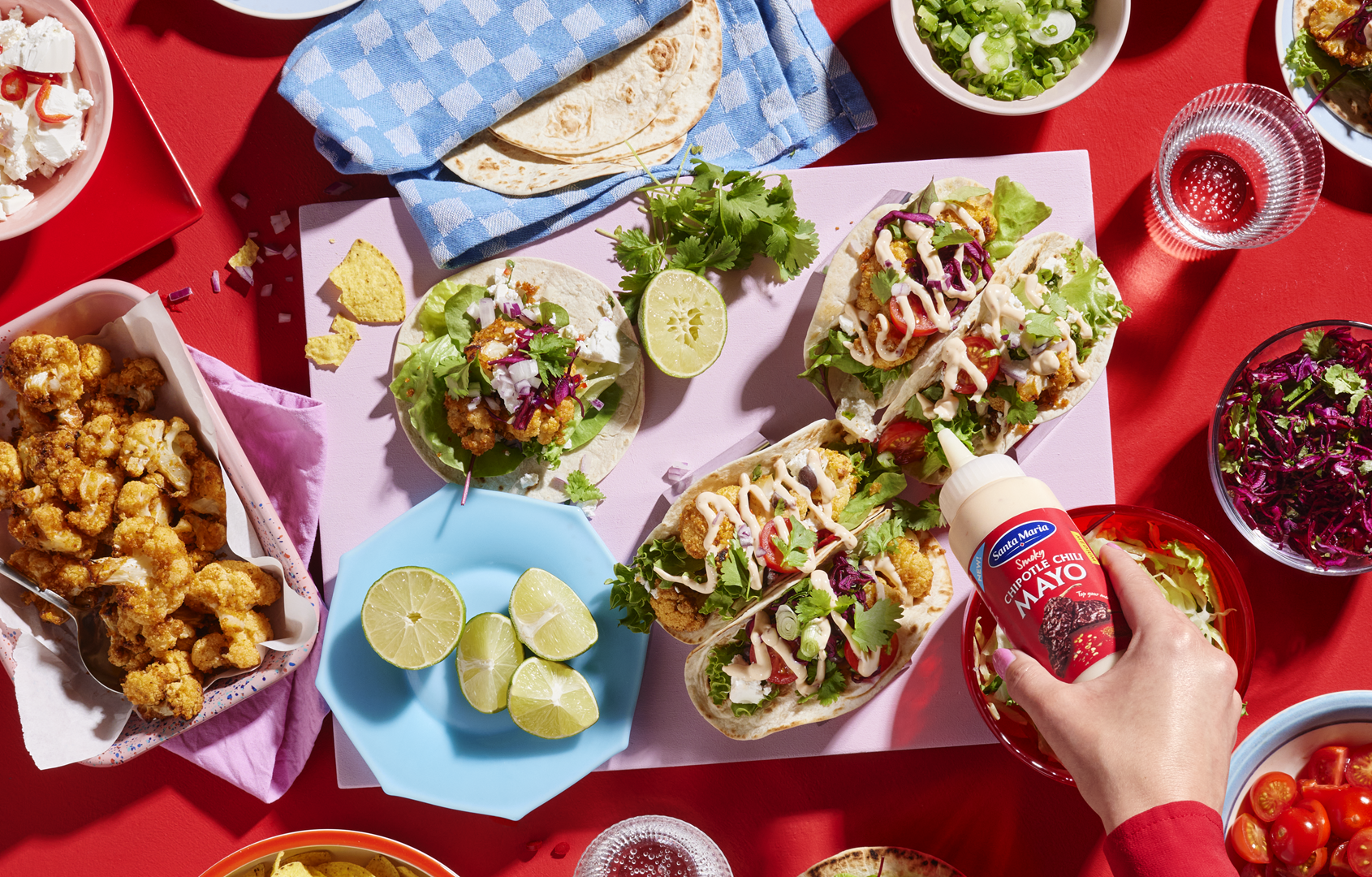 Krokante bloemkooltaco's met chipotle-mayo topping