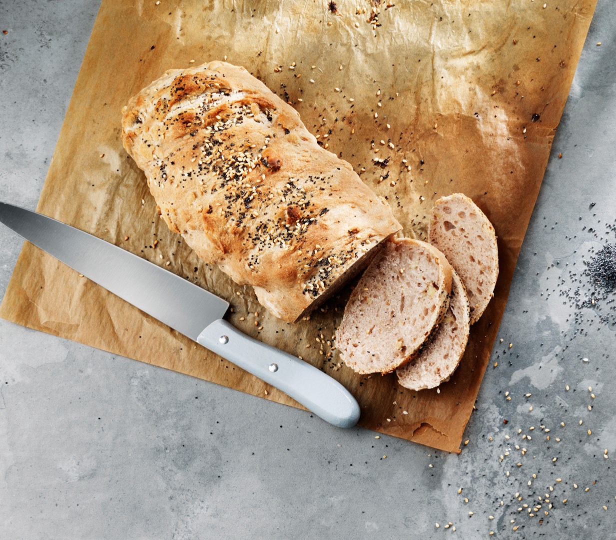 Valnøddebrød med chili og sesam