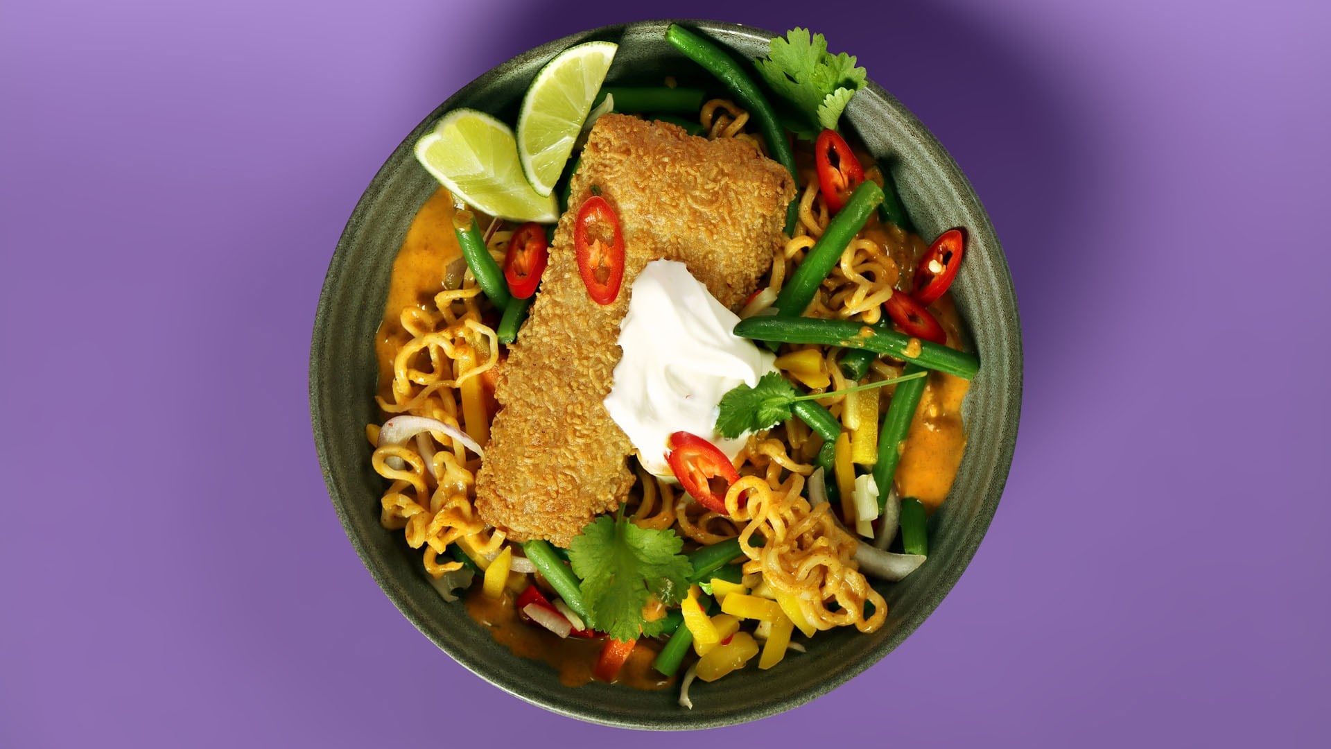 Rapea kalawokki Paneng Red Curry -kastikkeella