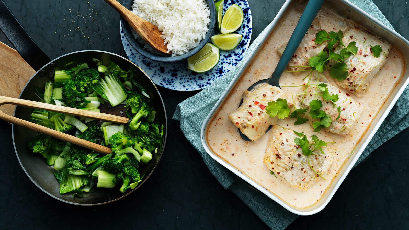 Fiskegratin med kokosmælk og kogte grøntsager