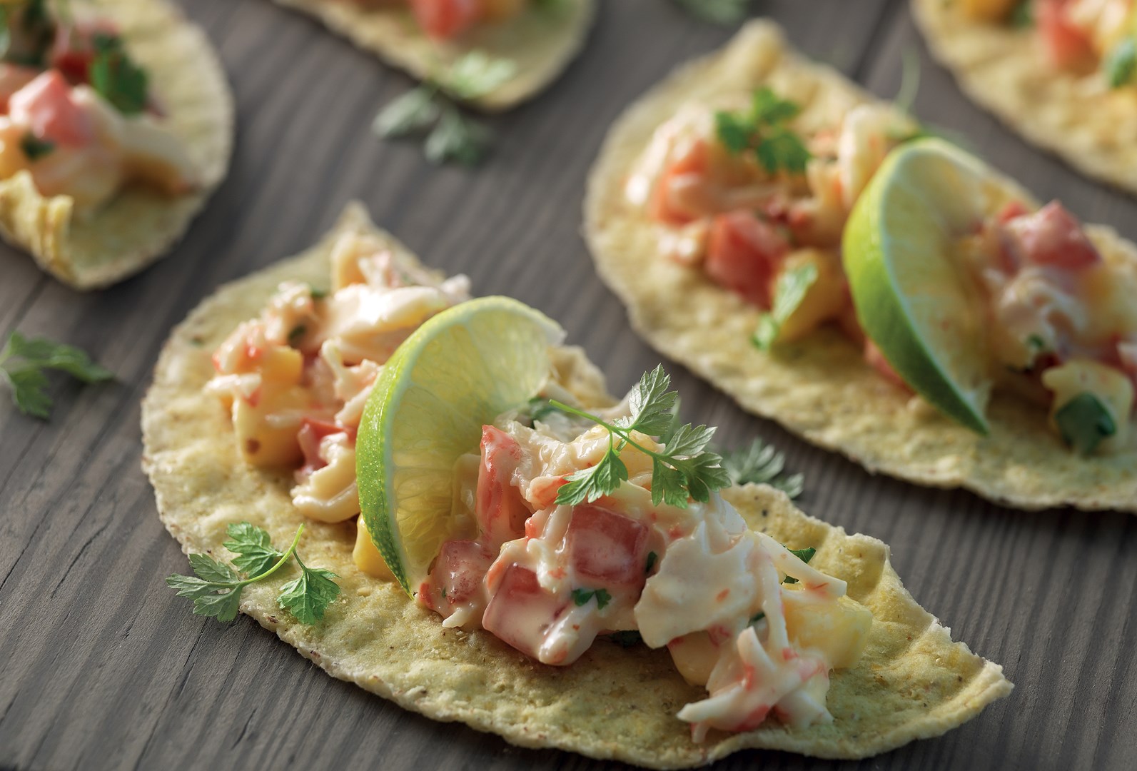 Krabbtostada med chipotlemajo