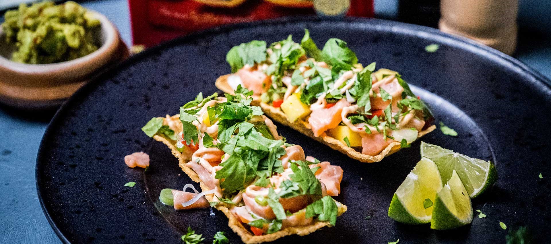 Taco med Ceviche av laks og chilimajones