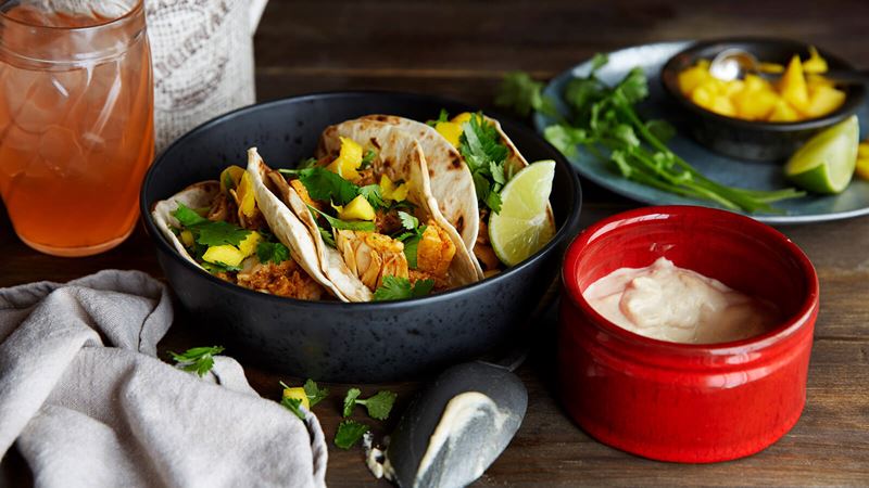 Jackfruit tacos met limoen en cashew noten