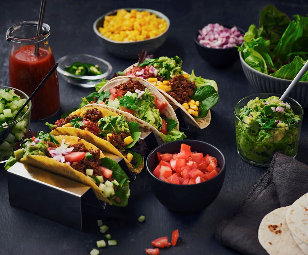 tacos med vegofärs på bordet