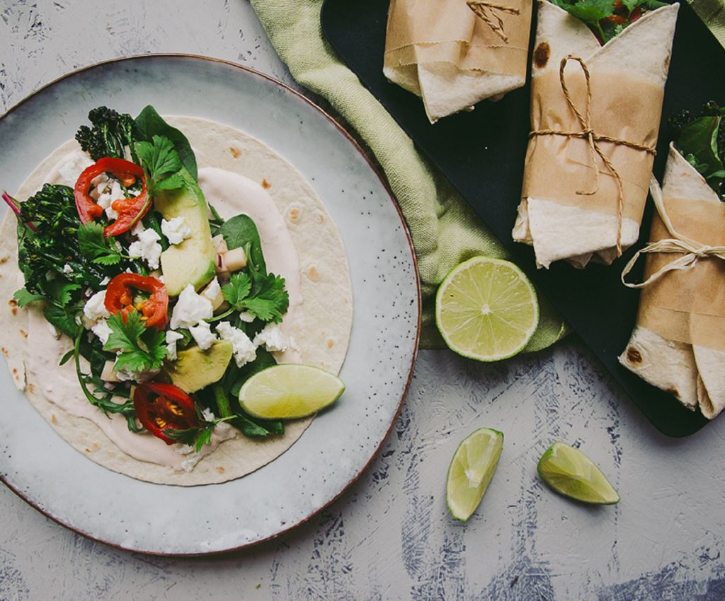 Feta-broccoliinitortilla