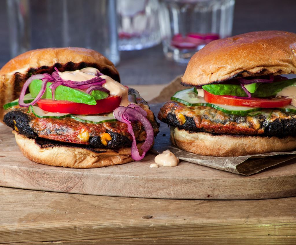 Smoked Black Bean Burger (-ovo lacto vegetarian)