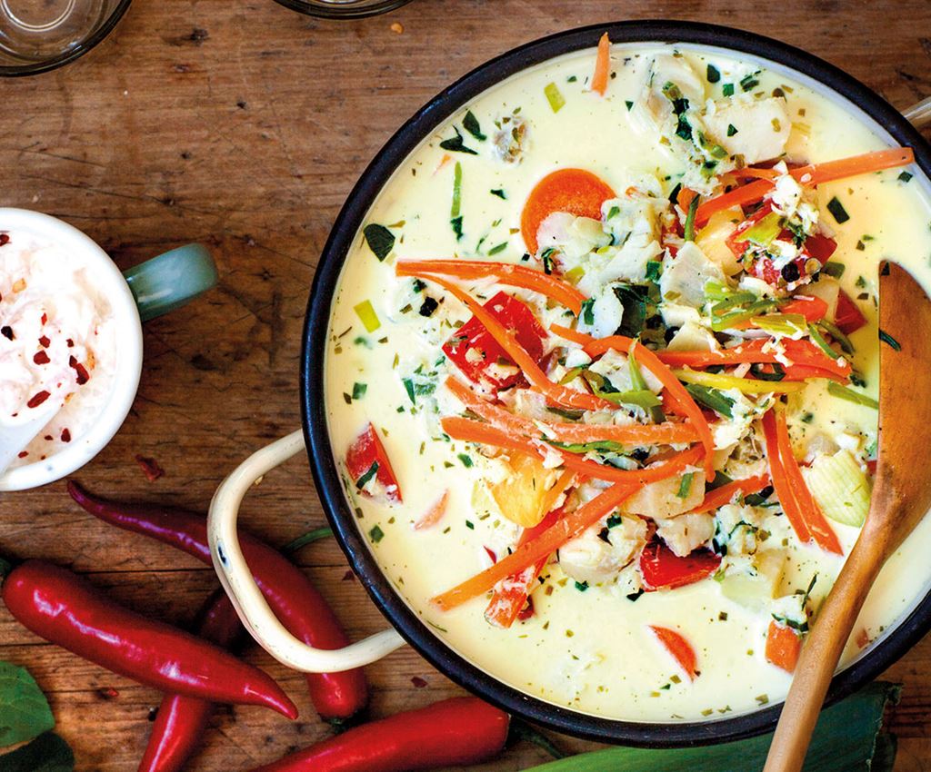 Fiskesuppe med citron og urter