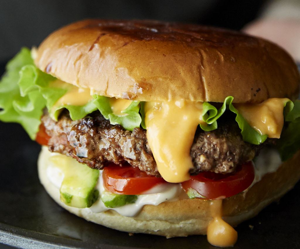 Habanero cheeseburger