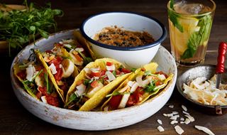 Soytacos served on a tray