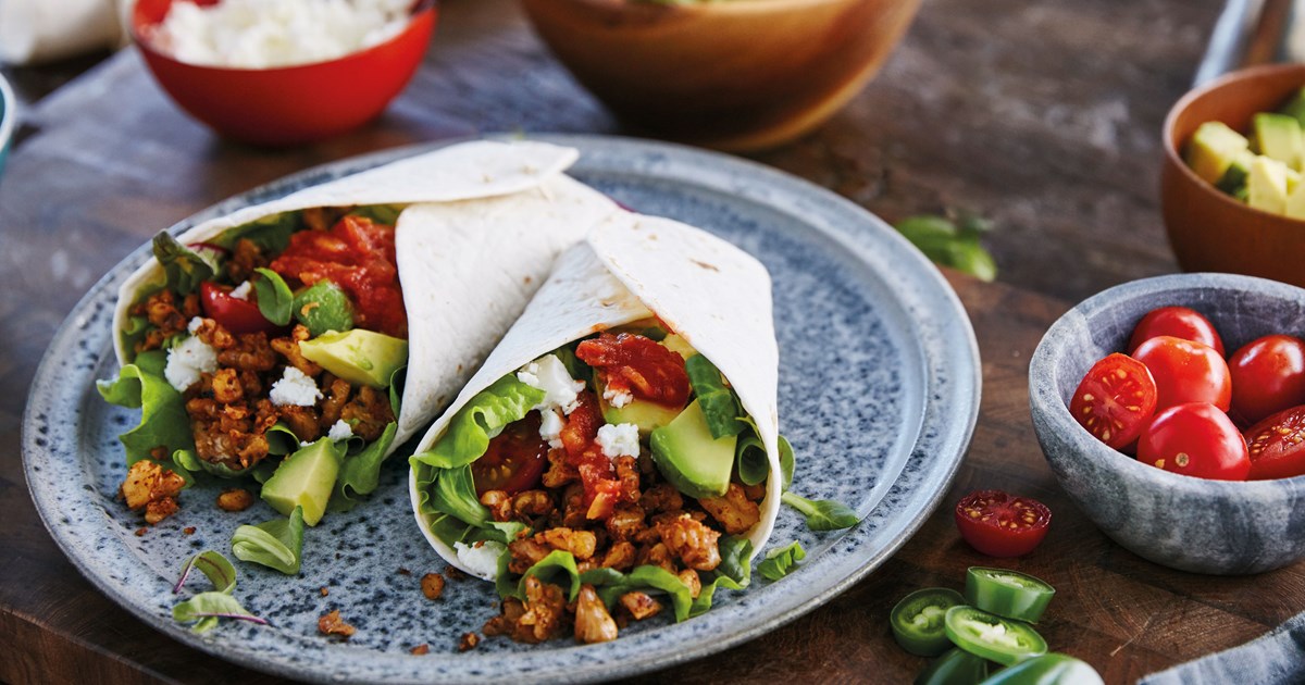 Vegetarian tacos with walnuts and feta cheese | Santa Maria